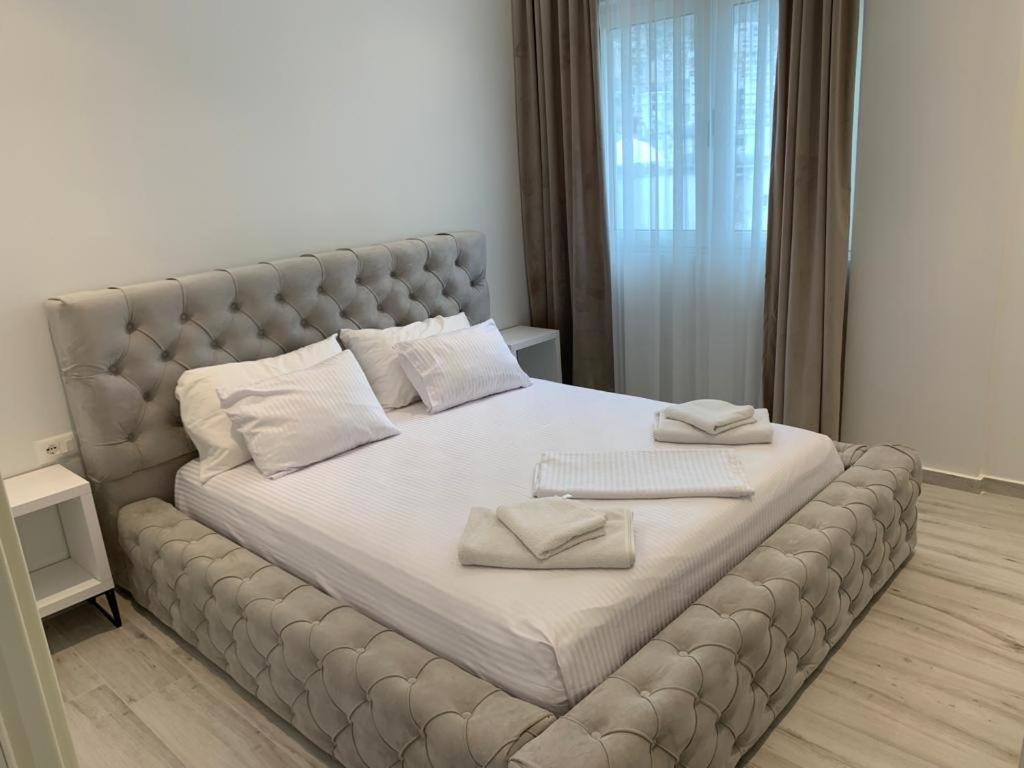 Delfin Apartments Sarandë Exteriér fotografie