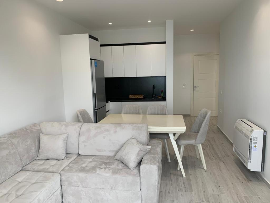 Delfin Apartments Sarandë Exteriér fotografie
