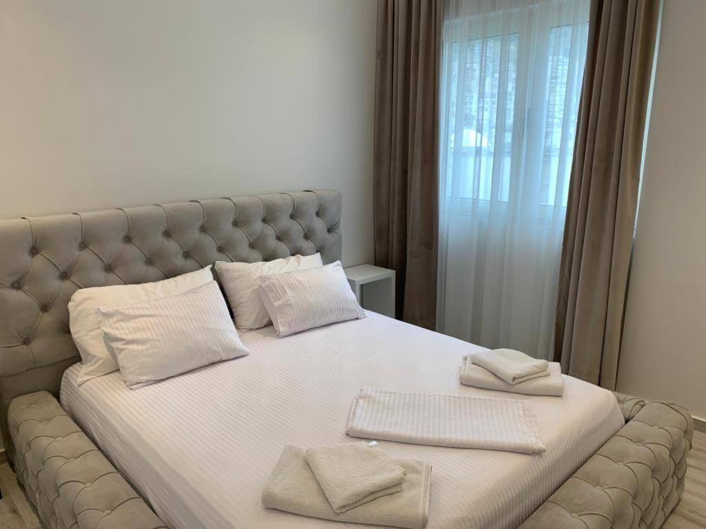 Delfin Apartments Sarandë Exteriér fotografie