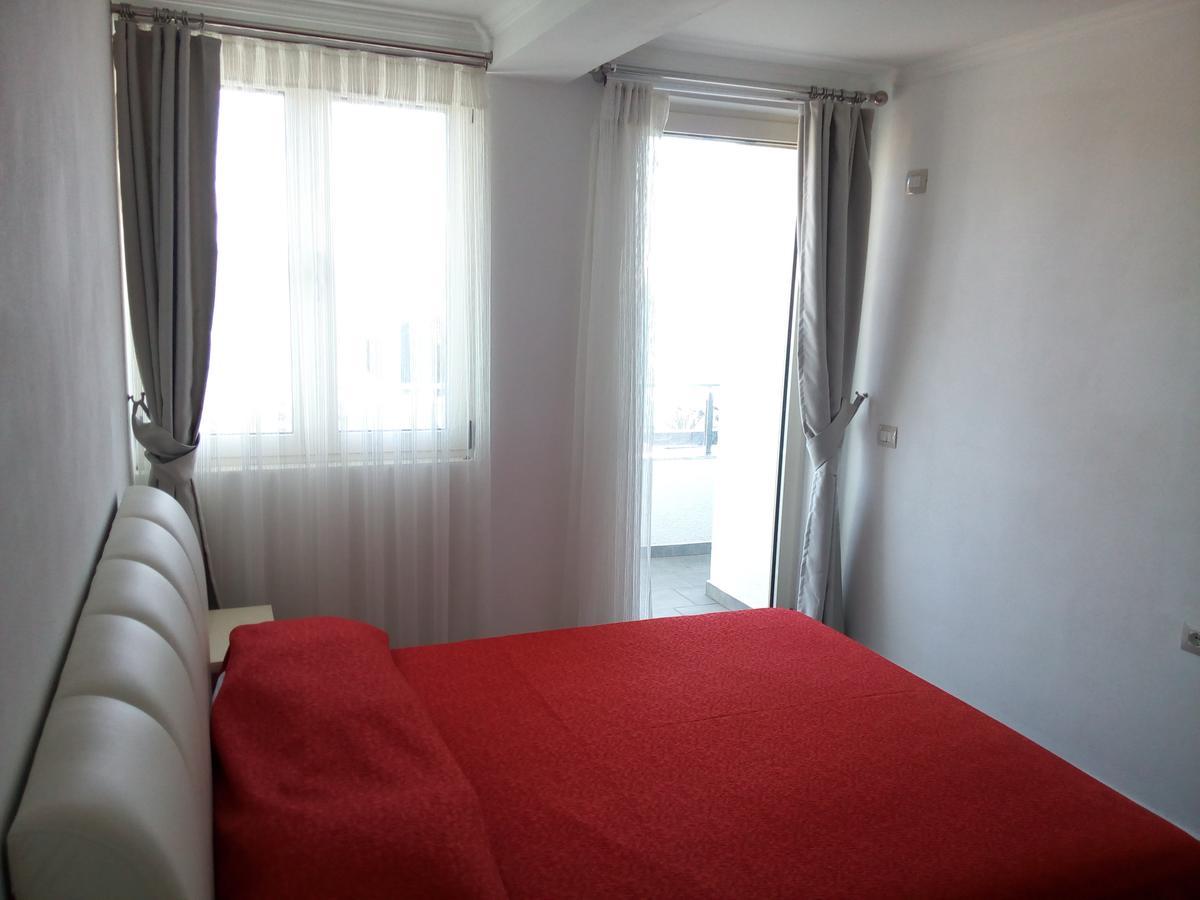 Delfin Apartments Sarandë Exteriér fotografie